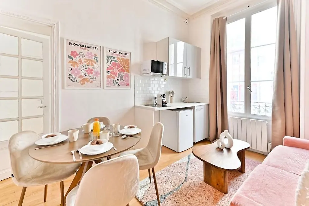 Magnifique Appartement Neuf Rose Paris 14Eme - II
