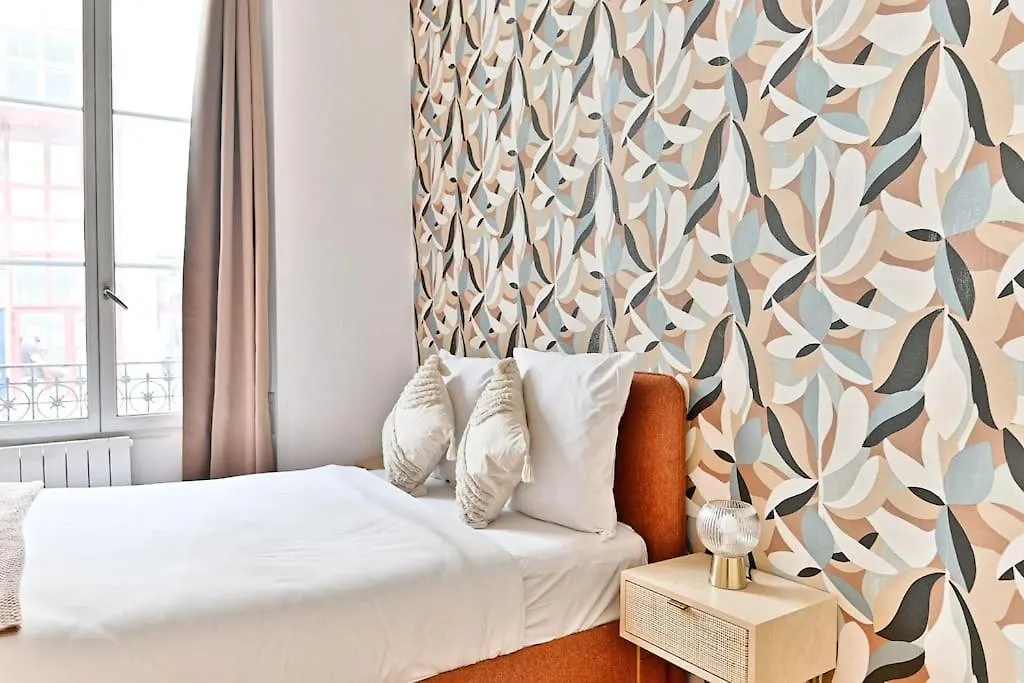 Magnifique Appartement Neuf Rose Paris 14Eme - II 0*,  Francja